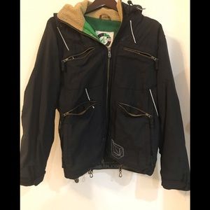 Volcom Women’s Black Snowboard Jacket XS